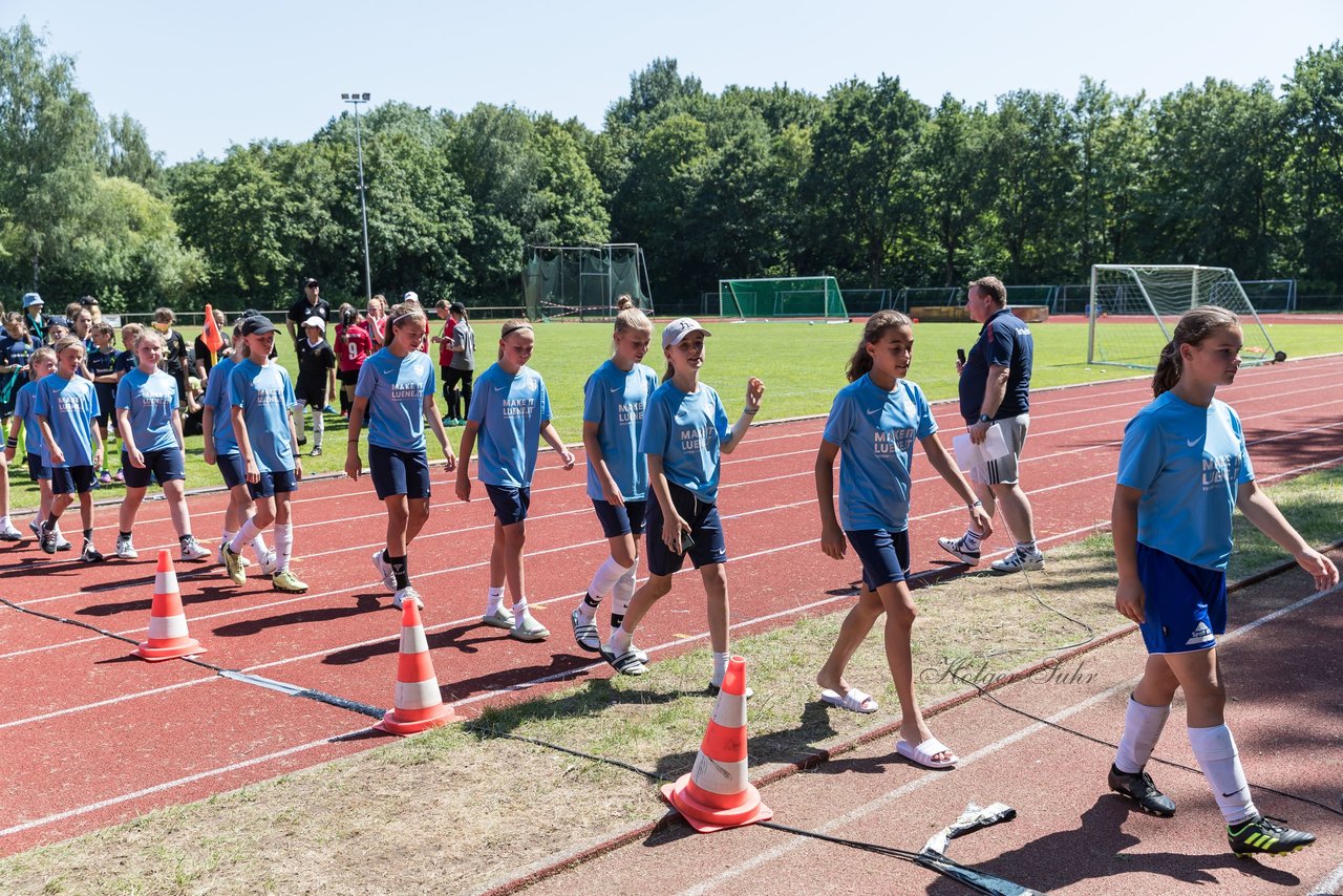 Bild 124 - Loewinnen Cup
